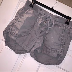 Lou & Grey shorts